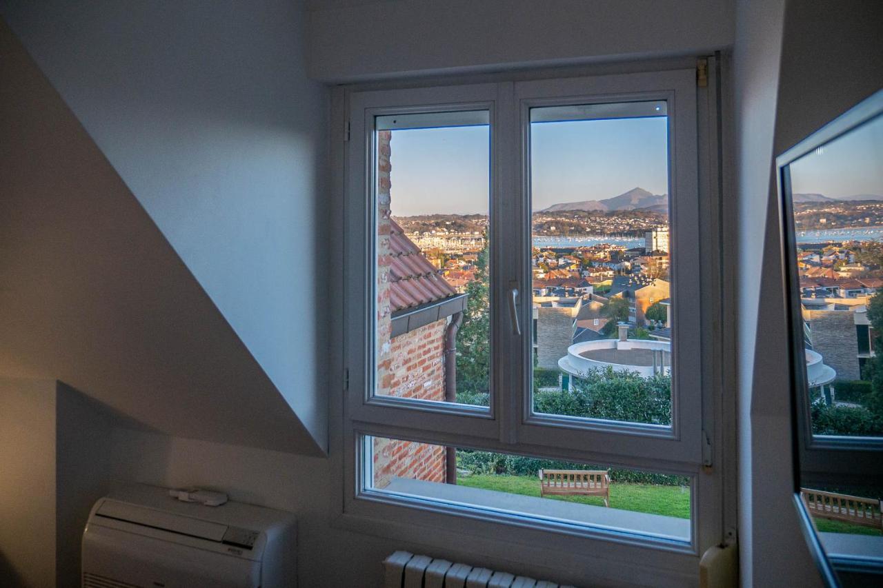 Bista Eder Hotel & Lodge Hondarribia Exteriör bild